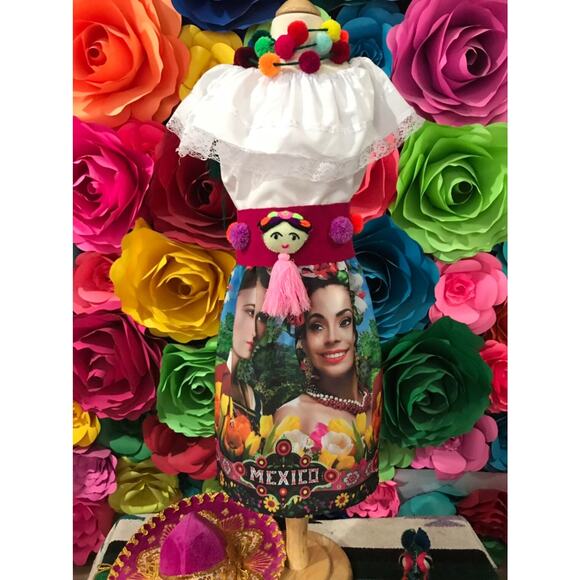 Traditional Mexican Embroidered Floral Dress Set – Handmade Two-Piece Size 4 - Picture 9 of 9